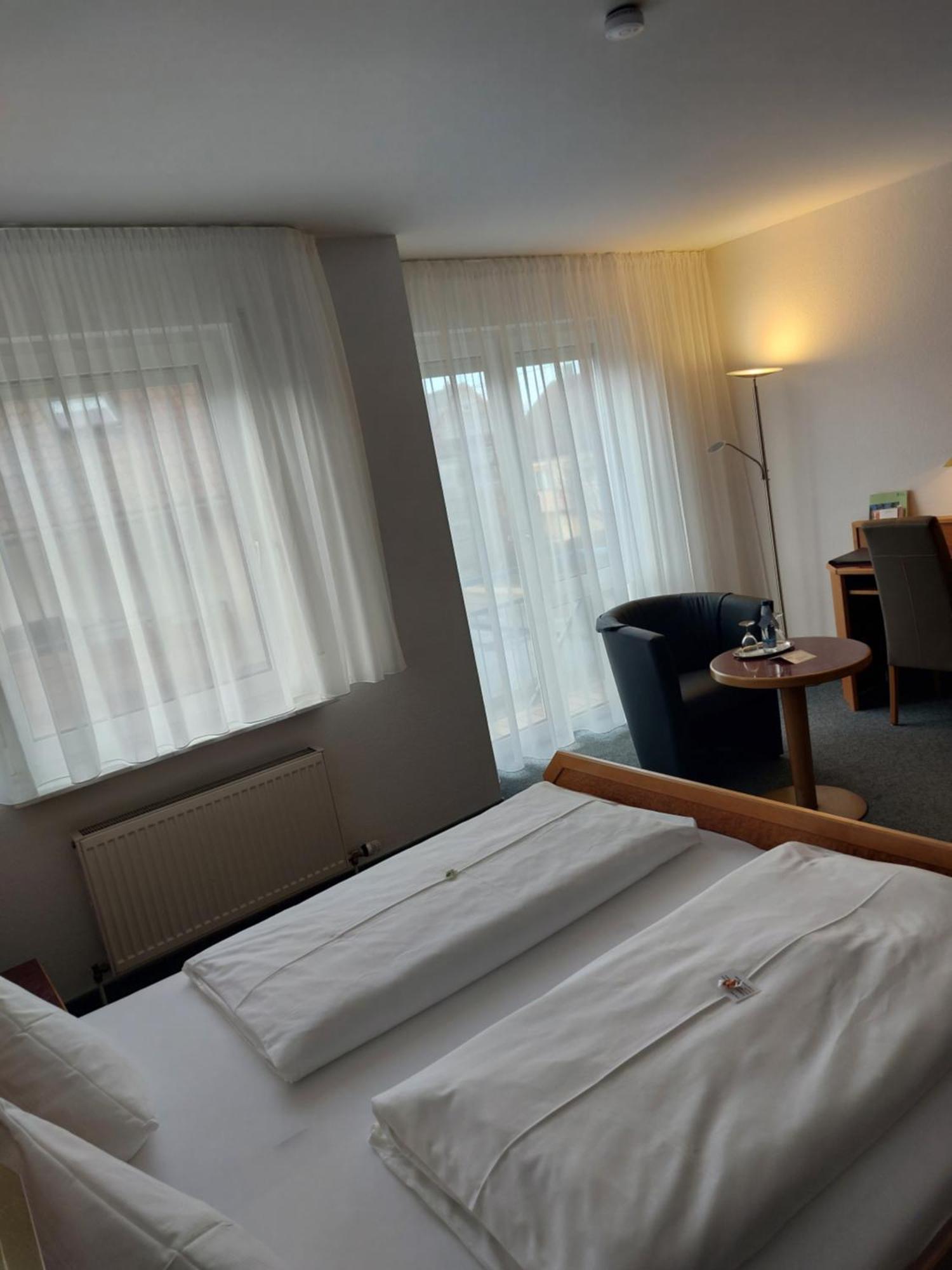 Hotel Zimmermann Фильдерштадт Экстерьер фото